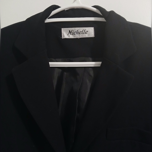 Michelle Black Polyester+Rayon Blazer Size 8 - Picture 3 of 7